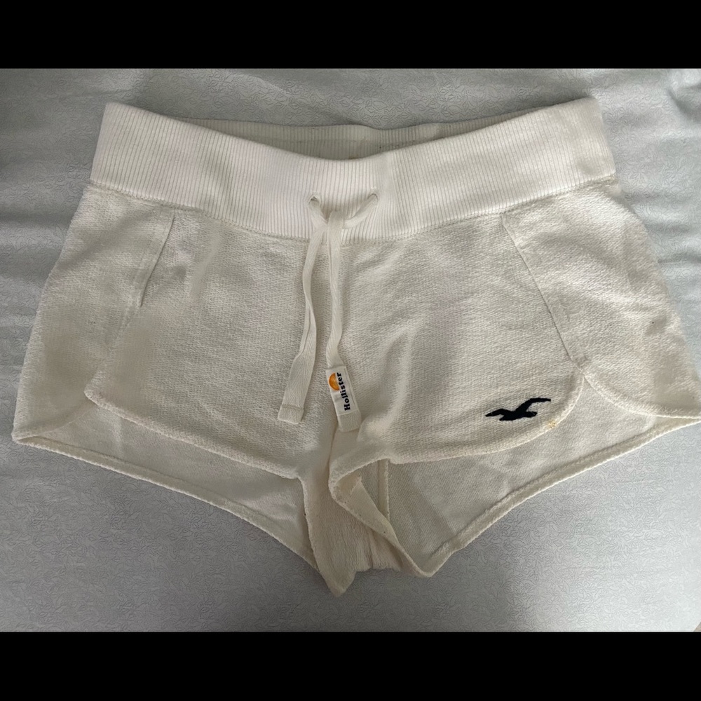 hollister lounge shorts ☀️